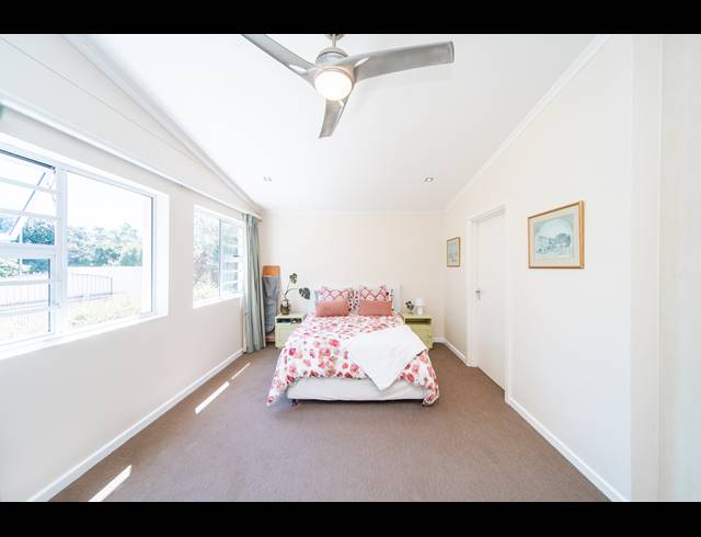 4 BEDROOM HOUSE FOR SALE IN BEACON BAY